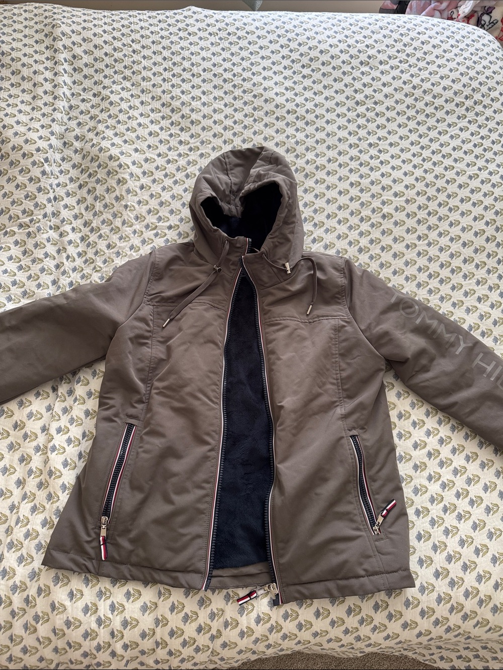Women's Tommy Hilfiger Soft Shell Jacket Grey Size Medium